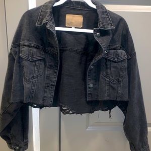 Women’s cropped black denim jacket